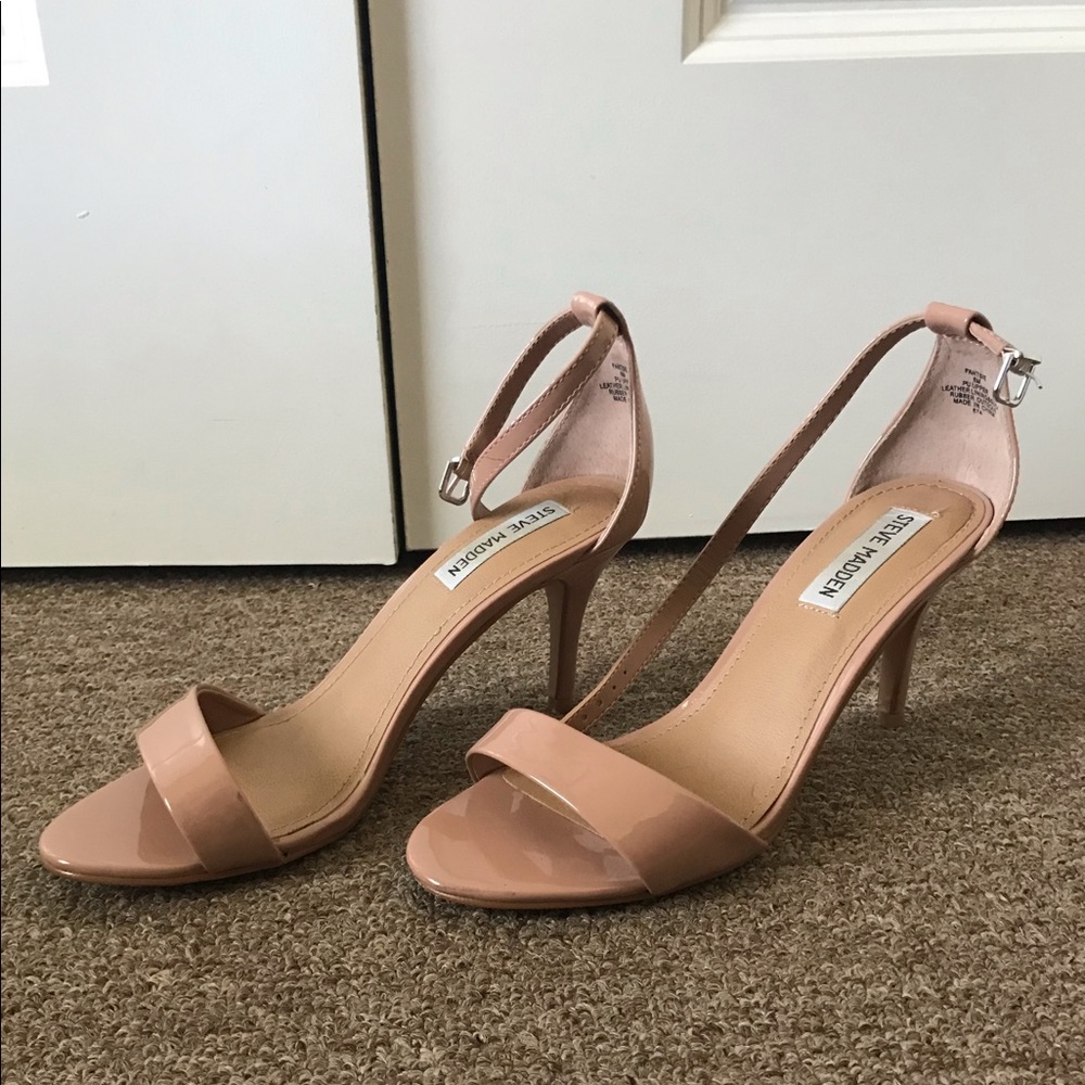 STEVE MADDEN Nude/Blush Ankle Strap heels (Sz 8)